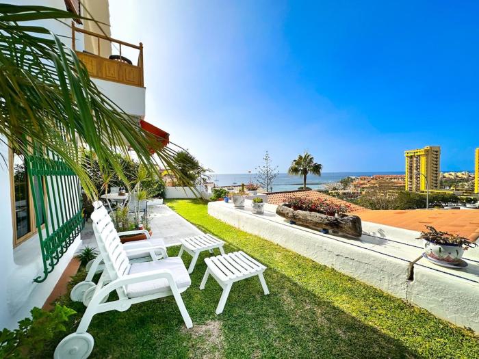 Spacious apartment with garden 3 min from the beach