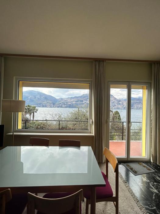Villa Argenide - Brenzone sul Garda private parking