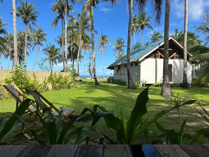 Katutubo Beach Villa, Diapila Bay, El Nido