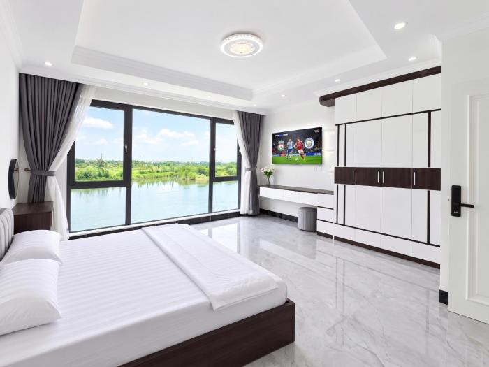 Aurion Homestay - Câu cá, View sân Golf và View trực diện pháo hoa Quảng trường - Golf course view & European Square fireworks view