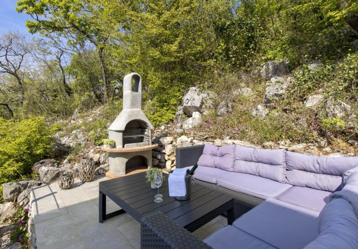 P&T Apartment Omišalj