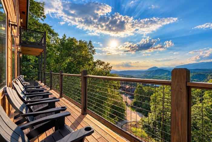 Luxury Retreat W Indoor Pool & Panoramic Views