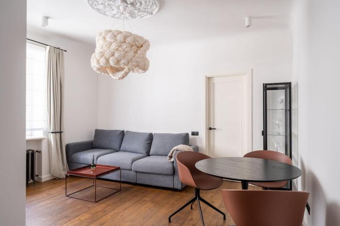 Embassy Area, Quiet Location, Cable TV - by Innorental
