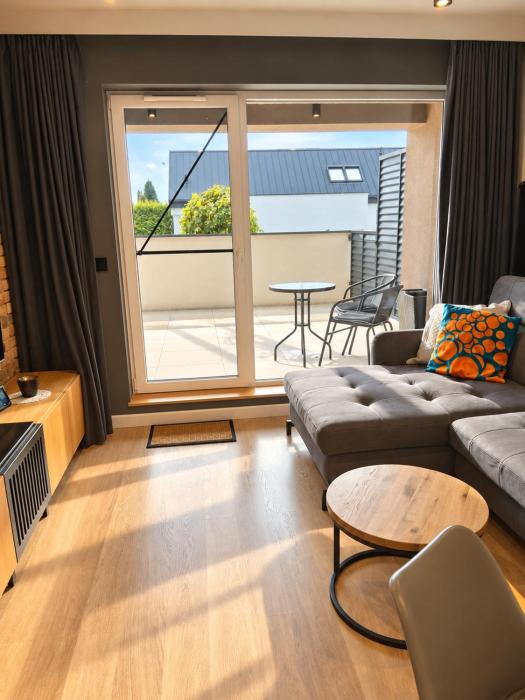 Apartament Lena z prywatnym garażem