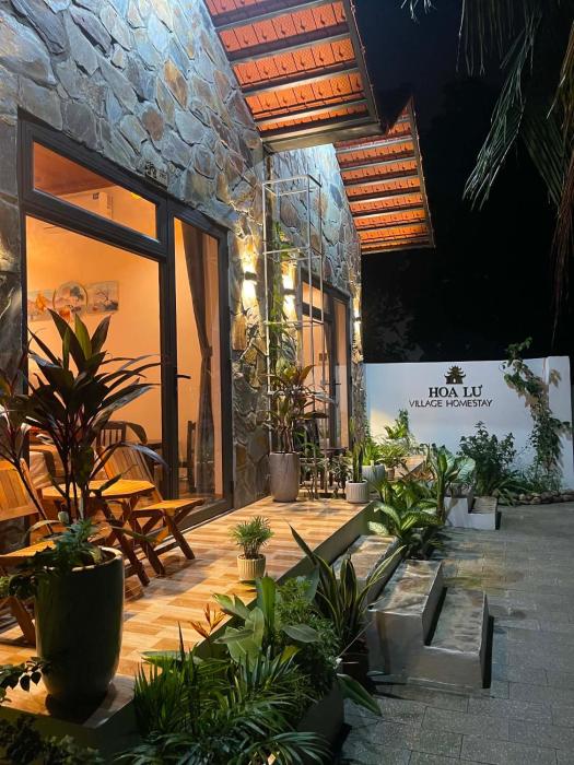 Hoa Lư Village Homestay