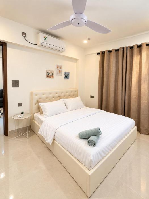 1BR 2BR 3BR Bright, modern, cozy, WiFi & Pool