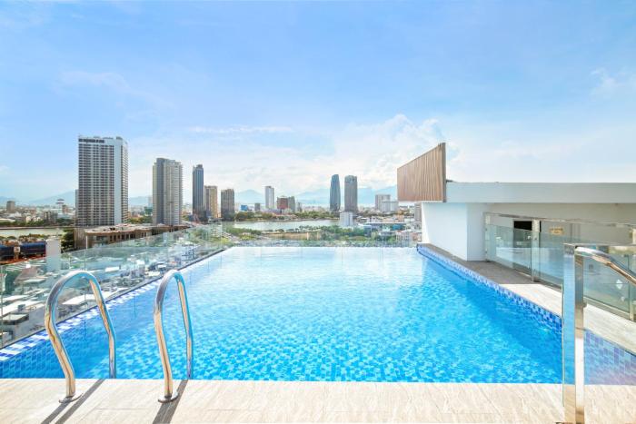 Charmant Hotel Da Nang