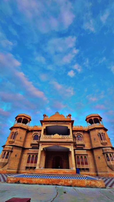 Maalani Raj Heritage