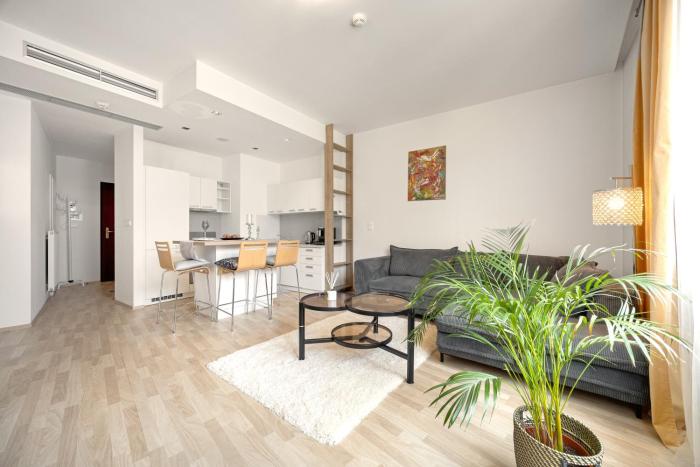 REVON Art-Deco Old Town Apartment