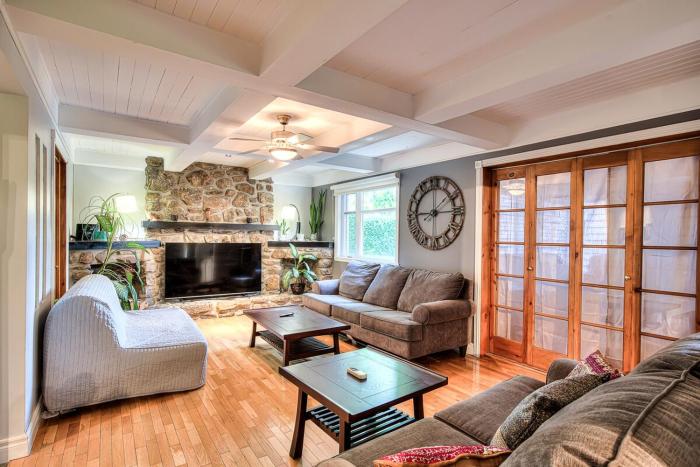 Beautiful 3-BR in Brossard for Relaxation & Style