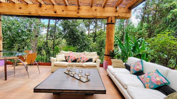 Rustic King Room w Breakfast & Fireplace, Valle