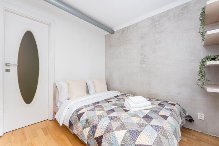 Królewska Modern City Apartment by BookingHost