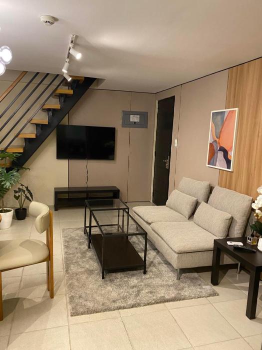 Edsa Heights 2 bedroom loft unit AMA Tower 3411
