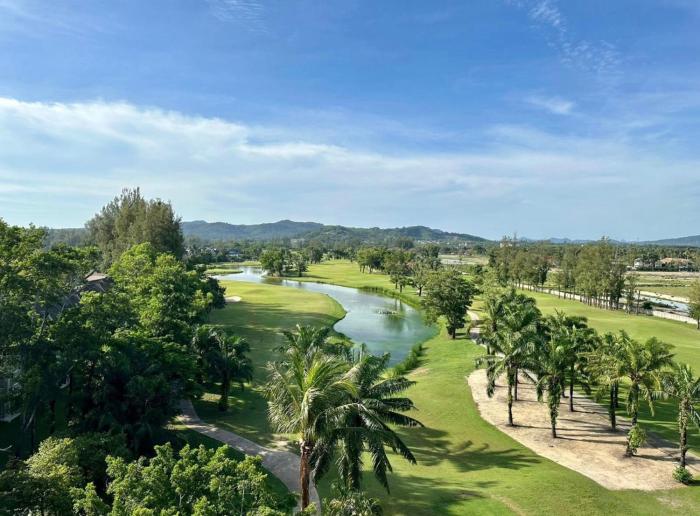 2BR with Private Terrace in Laguna Phuket