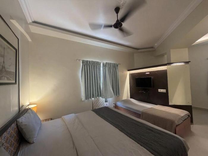 FabHotel Oakshire