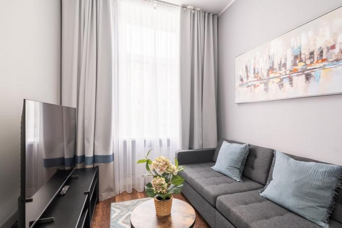 Heart of Riga, 2 Bedrooms, Premium Design - Charming Retreat by Innorental