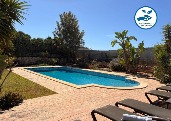 Villa Bárbara - com piscina aquecível em Carvoeiro