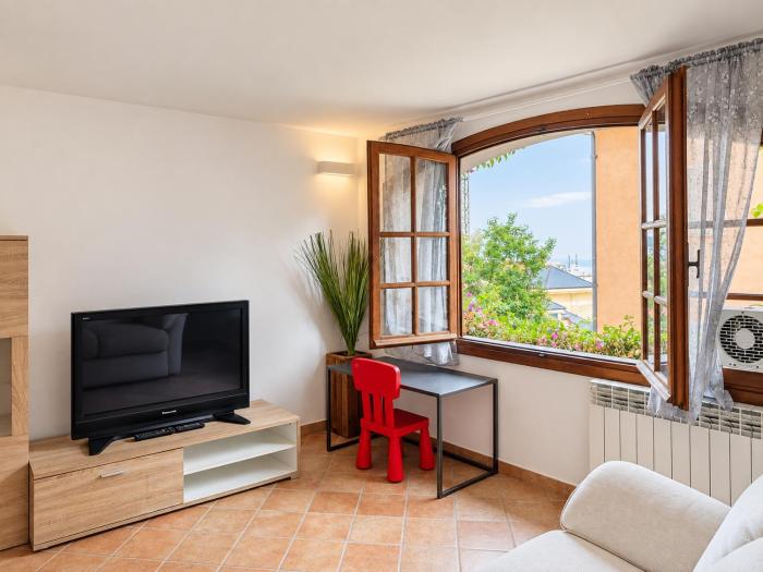 Hostdomus - La Ninfea Apartment