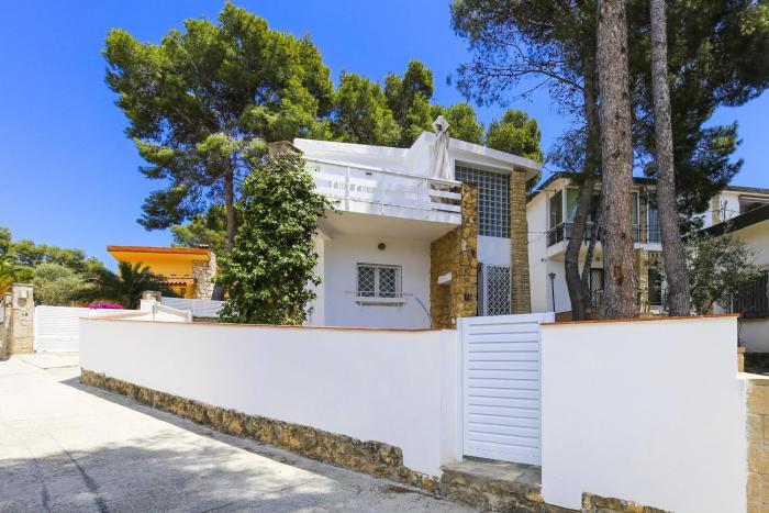 CODOLAR Family House