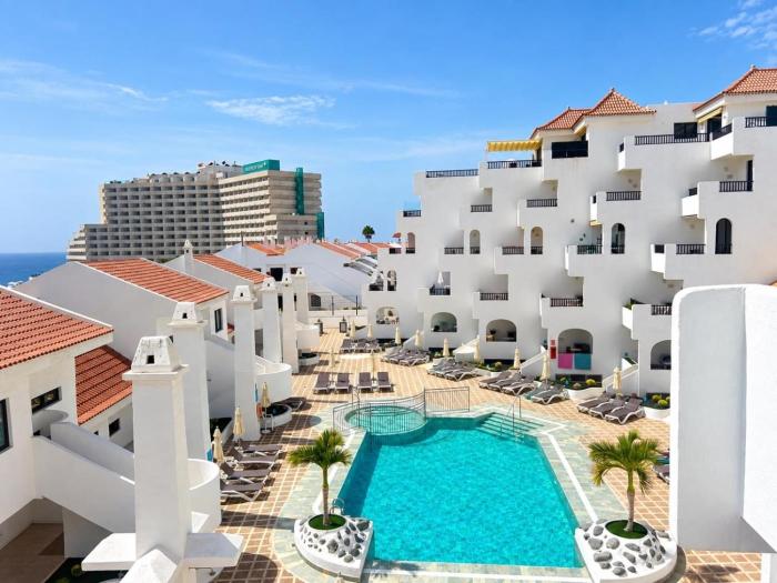Garajonay 3 bedrooms apartment, ocean & pool view