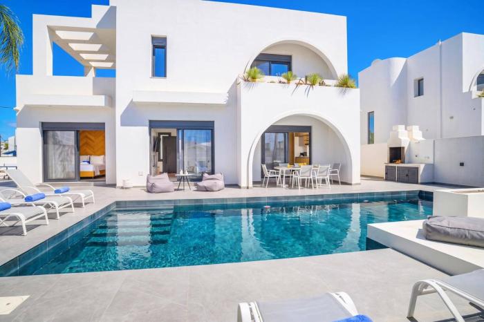 Villa Dolce Vita Evelia by Villa Plus