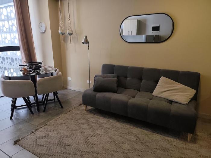 Chic 39 sqm Loft in La Candelaria Near Tram and Metro