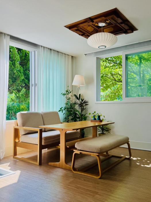 Hongdae Homes - 5min to Subway & Han River