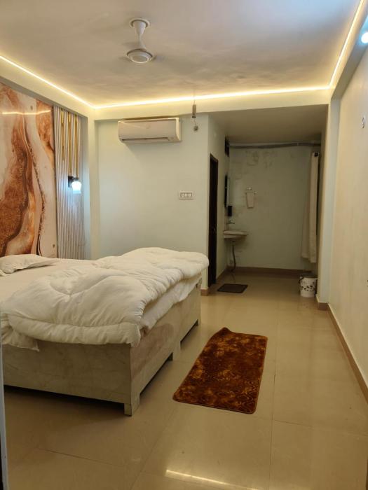 Hotel Aarambh