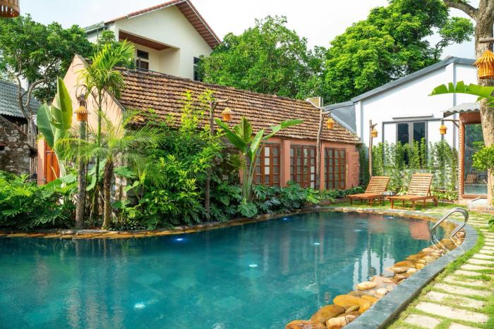 AXASOLA - Hidden Garden Bungalow
