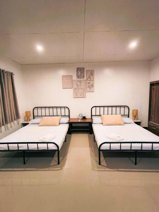 1BR GenSan Apartment 3 | For Group with Parking