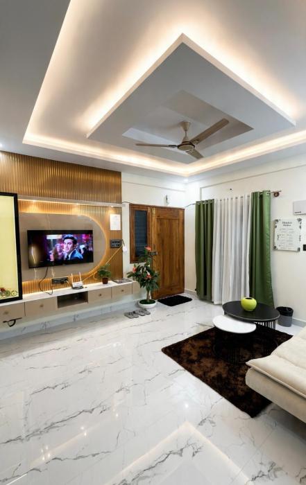RapidNestCozy Meets Luxury