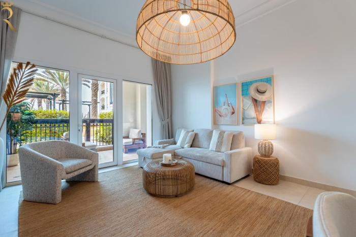 2BR with Balcony in Yas Island with Pool View