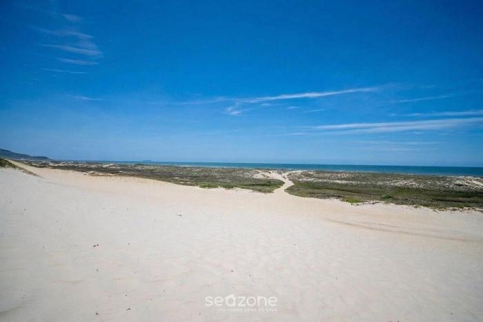 Chalé a 200m Praia do Campeche c garag. SCJ0006