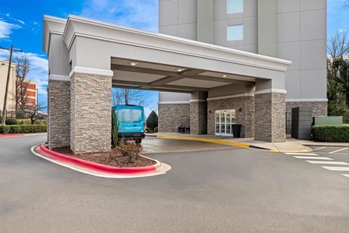 Hampton Inn & Suites Charlotte-Airport