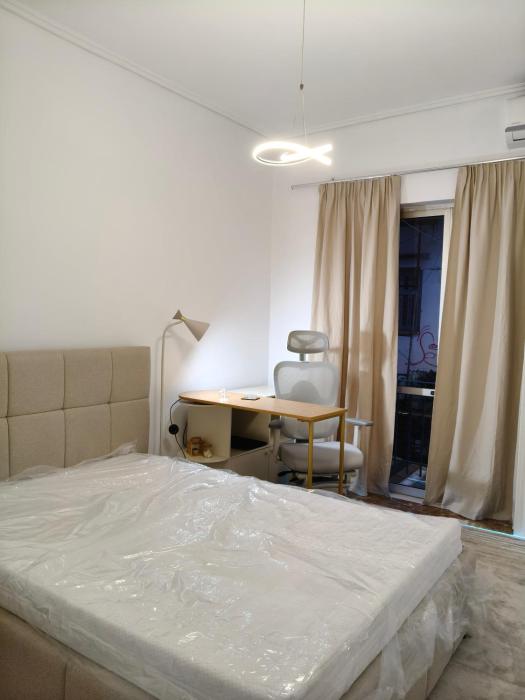 Pyrgos square minimal Flat near Olympia