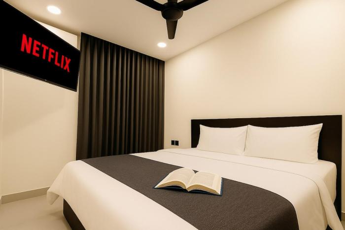 Room 202 The Athena Bali 2