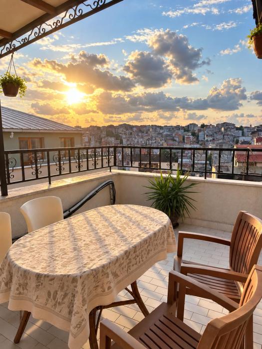 taksim white family suites