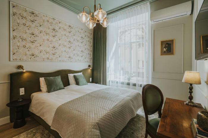 Olive Suite Old Town