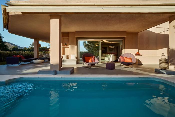 Philoxenia Luxurious Villa