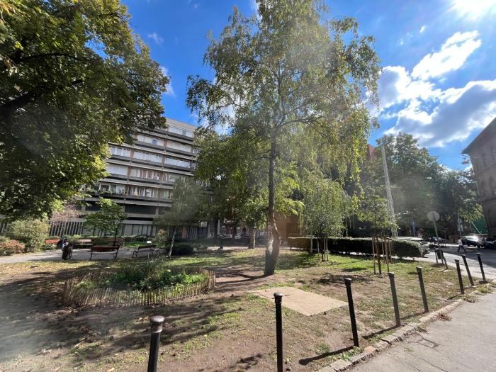 Buda Center Gardens Apartment