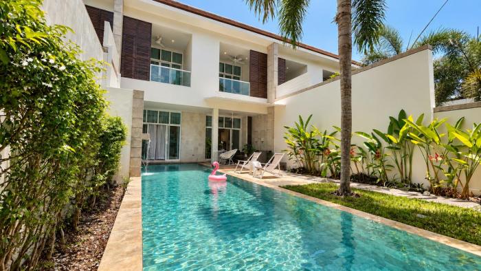 Cozy 3-Bedroom Pool Villa at Oxygen Bang Tao by Metrika
