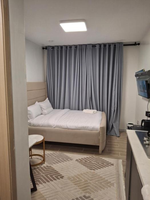 Modern Furnished Studio Near JKIA SGR Signature Mall, Sabaki