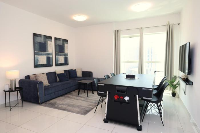 Waterfront 2BR | Near Reem Mall & ADGM | Sleeps 7