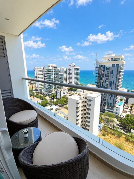 Apartamento en Salguero Sunset Vista al Mar, Piscina, Jacuzzi - Piso 15