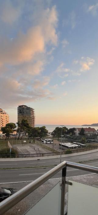 Tamaras Sea View Apartment in Bečići