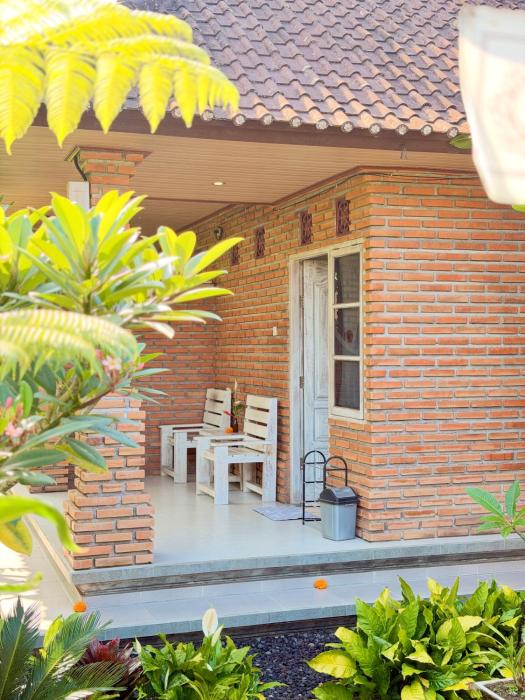 Ambara Guest House