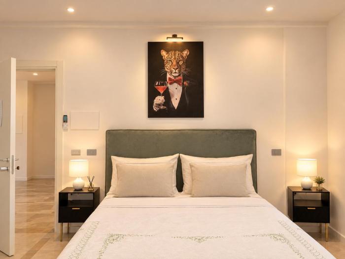 Crazi Suites
