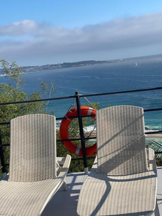 Amazing Rooftop Views and Free Parking in Mirasol