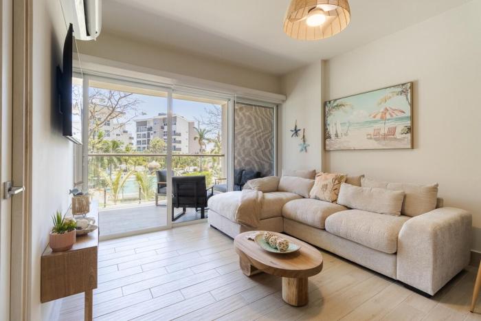 CASA MAKAI Exclusive apartment overlooking the pool