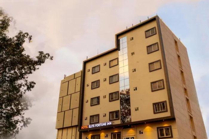 FabHotel Elite Fortune Inn